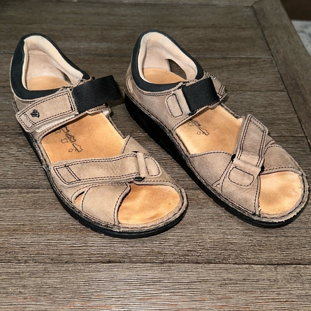 Finn Comfort Samara Sandal